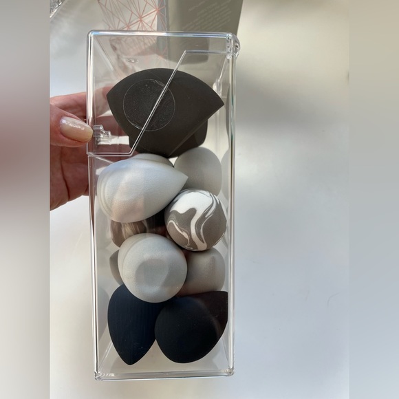 14pc Beauty Blender / sponge set w clear case with lid - Picture 6 of 7